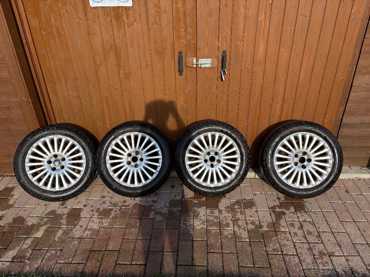 Alu kola ford