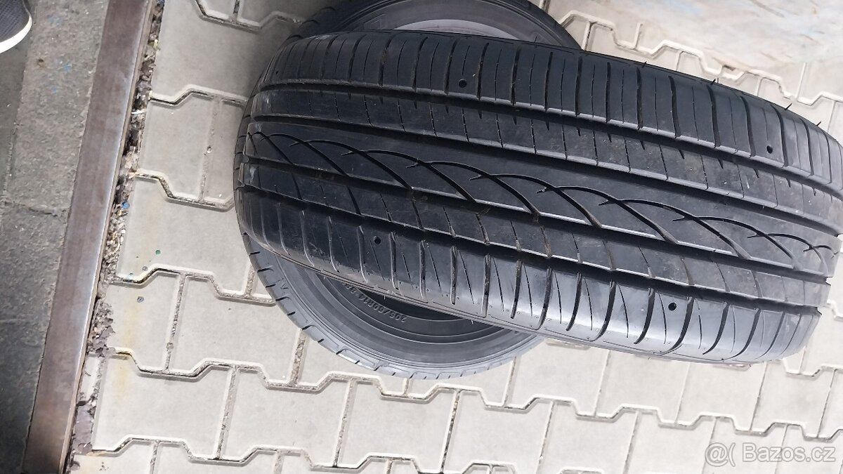 Prodám 2 x letní pneu Falken 205/60/14