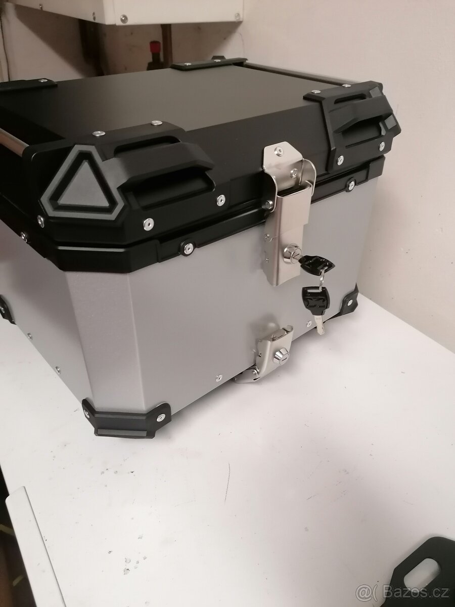 Motocyklový ALU kufr 45 L.