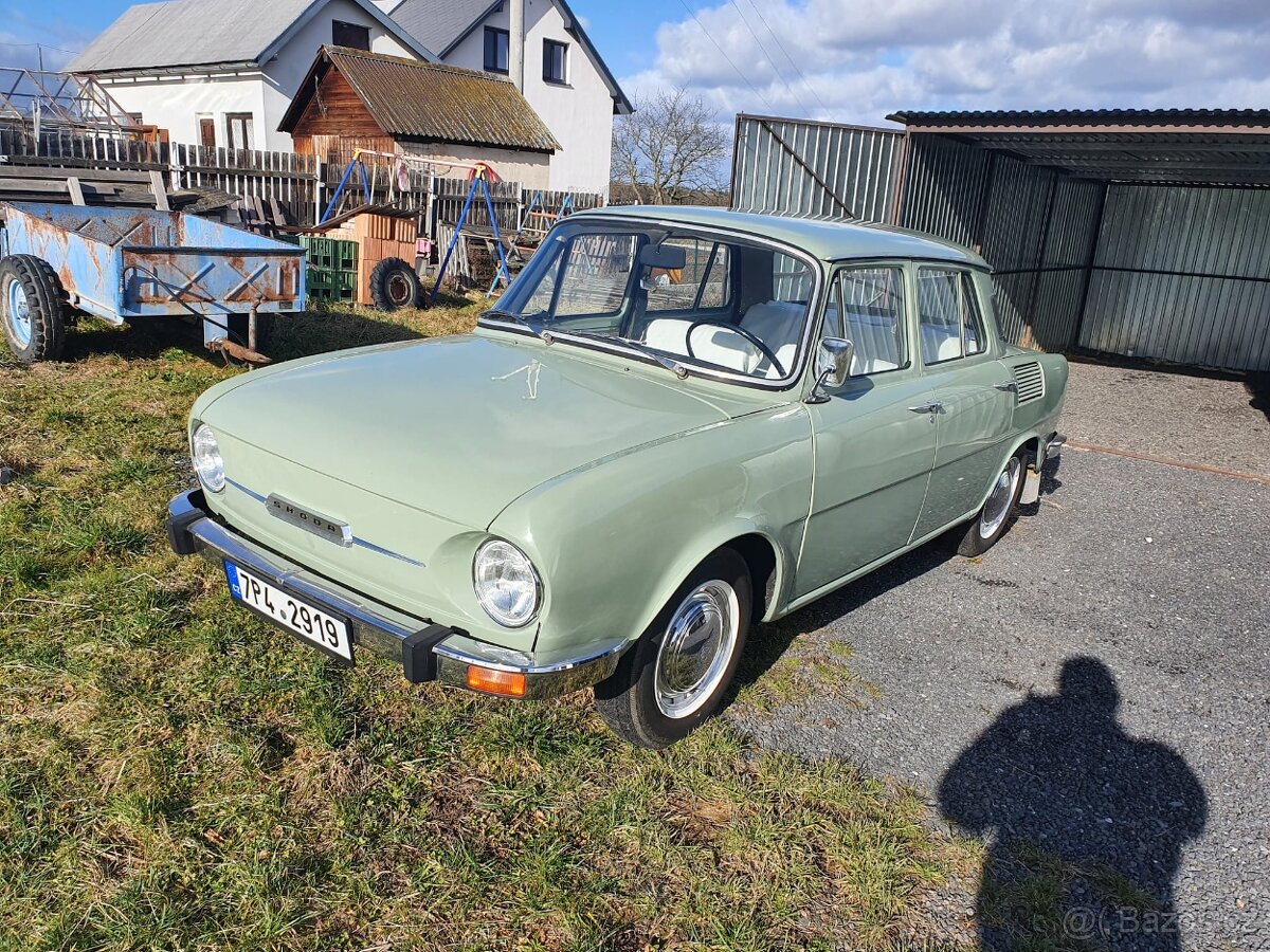 Škoda 100