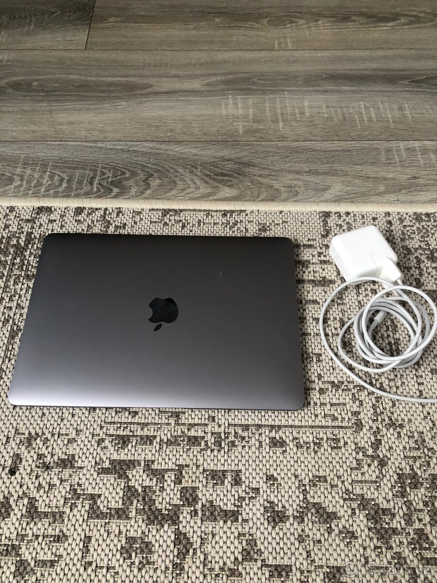 MacBook 12 2017 256gb 9/10