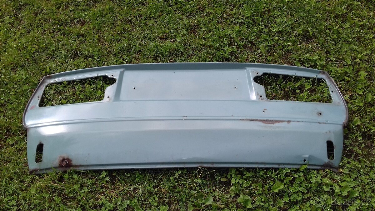 Zadní čelo Škoda 105M, 120M, 130