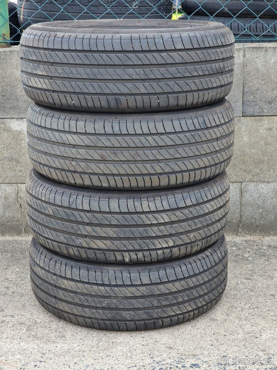 205/55/16 Letní pneumatiky Michelin Premacy 4