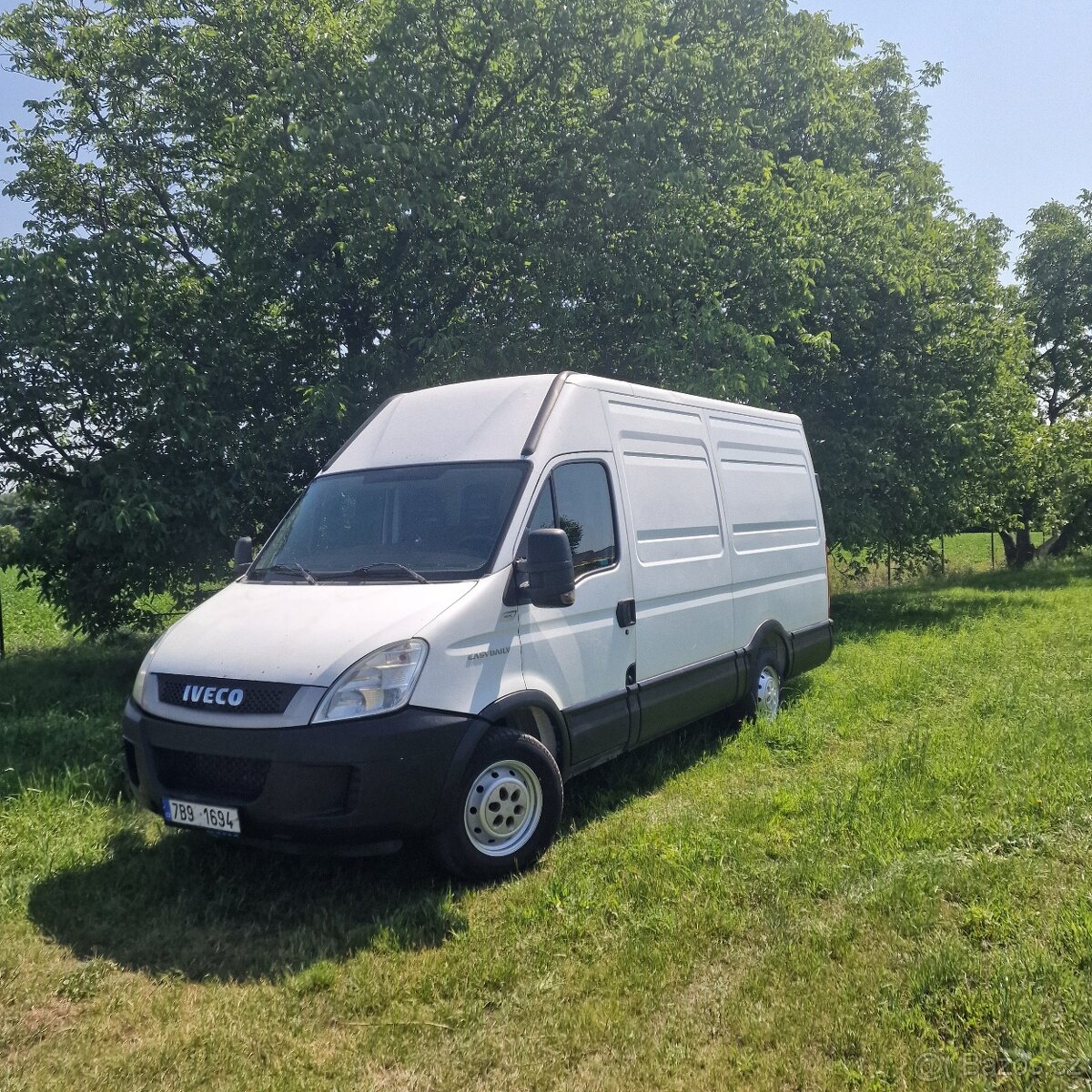 Iveco Daily 35 S 12 V- střední