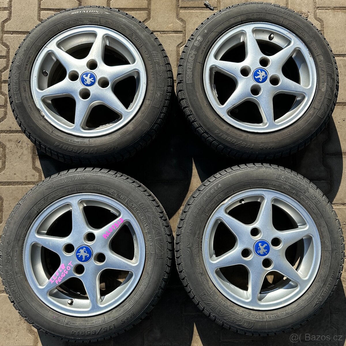 Prodám ALU kola Peugeot č. 1512