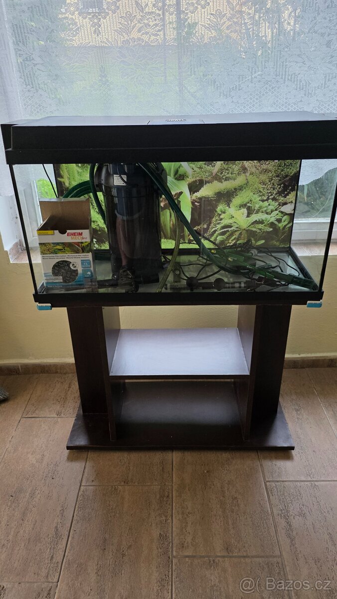 Akvárium Juwel 110l + příslušenství