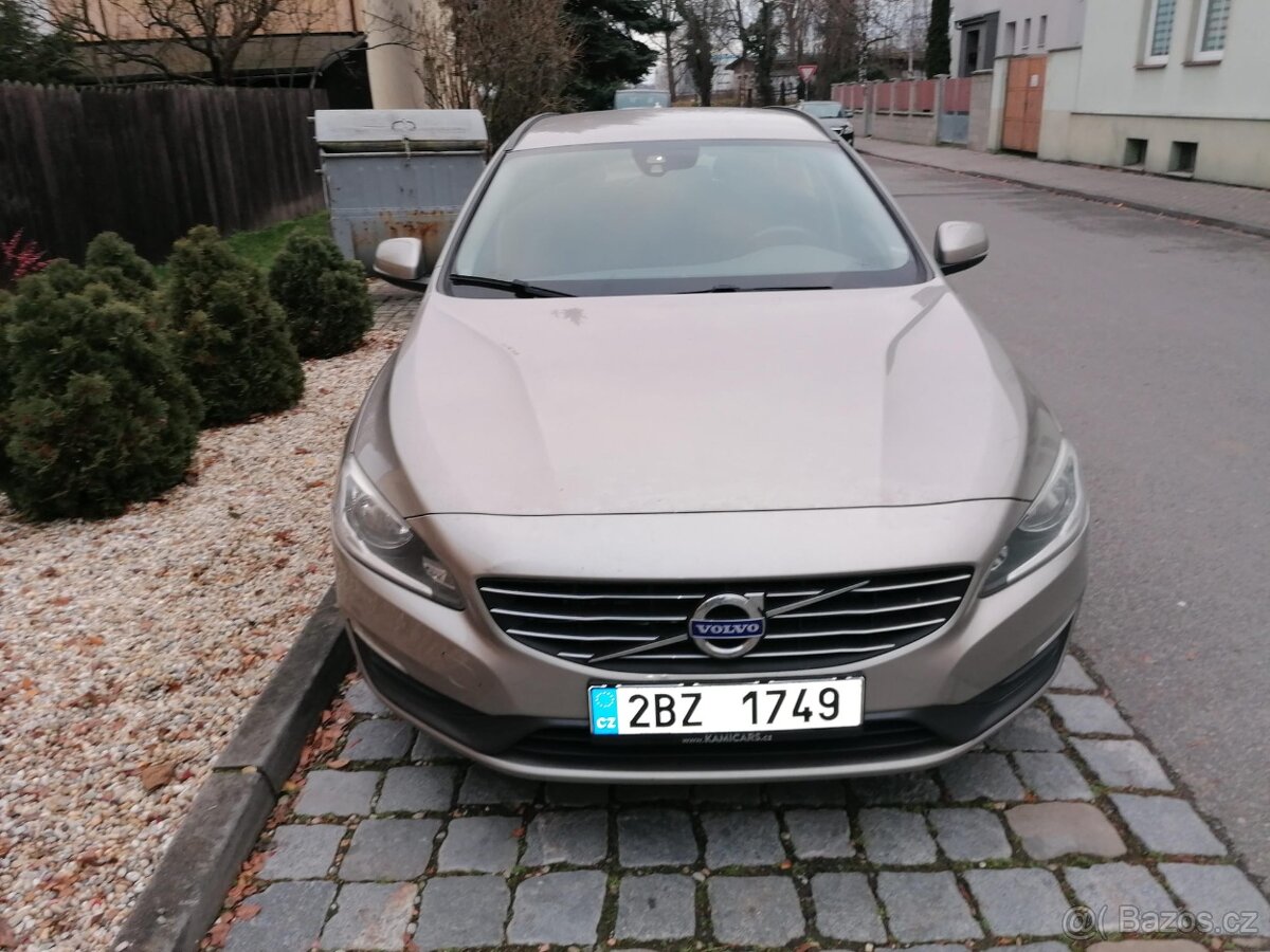 VOLVO V60 133 kW