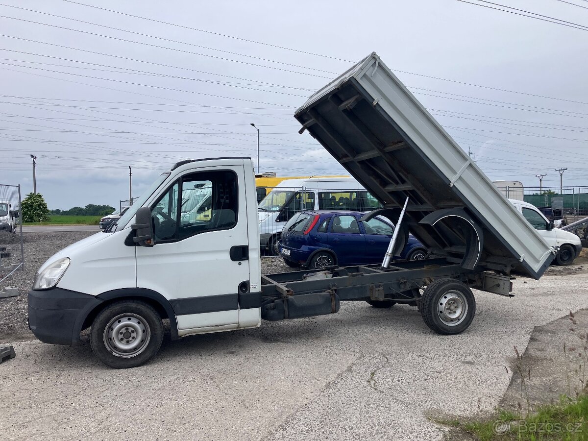 Iveco Daily S35 S11- 2.3D 3-Strany vyklapac A/T