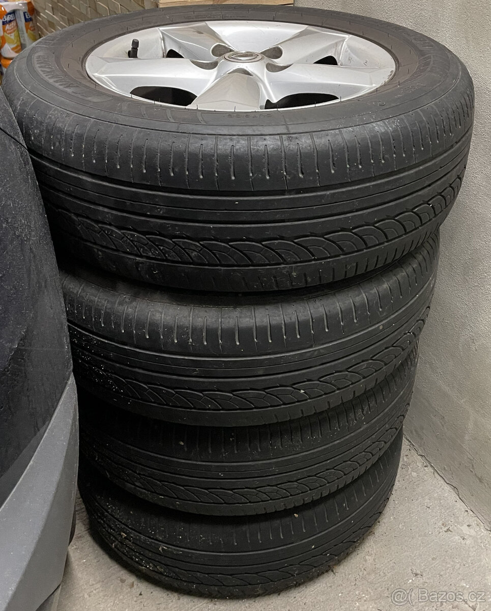 Originální ALU kola Nissan Qashqai 16x6,5J ET40 + pneu