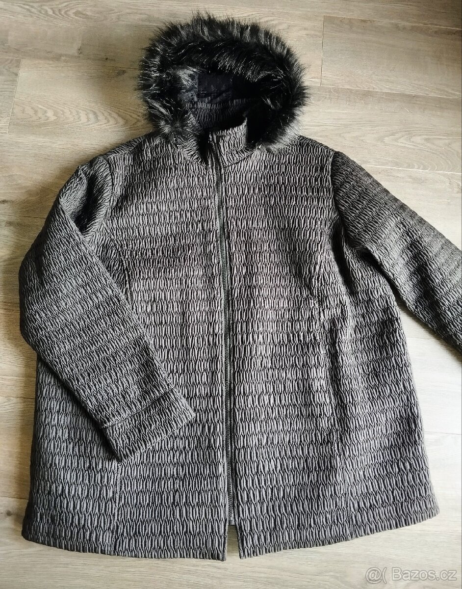 Zimní bunda nadměrné velikosti vel. 60