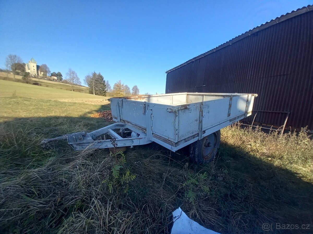 Přívěs za traktor Paj 1