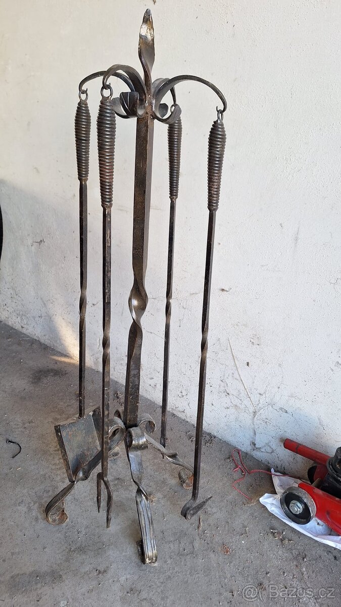 Krbové nářadí kované