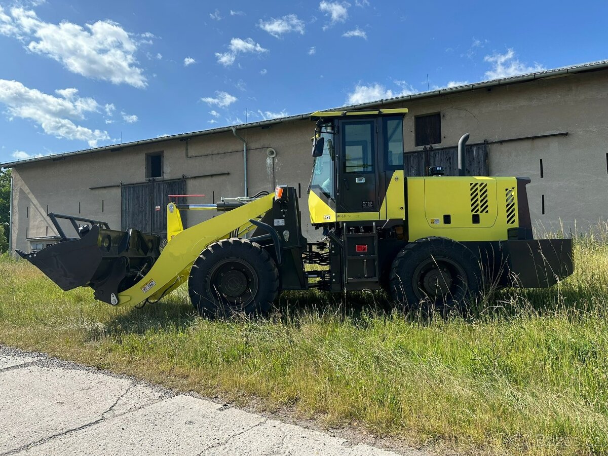 Kolový, kloubový, čelní nakladač Digger WL680-30 3t