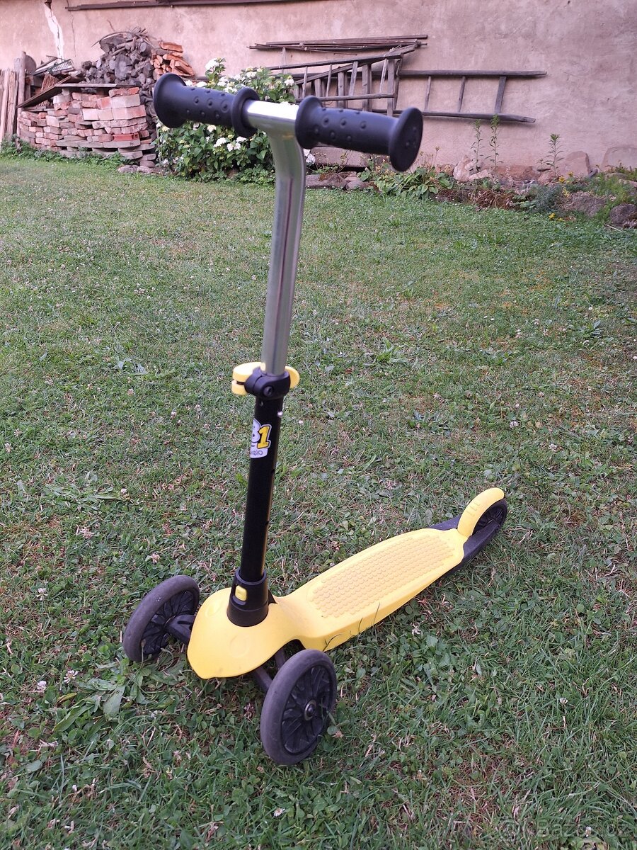 Dětská koloběžka Oxelo B1