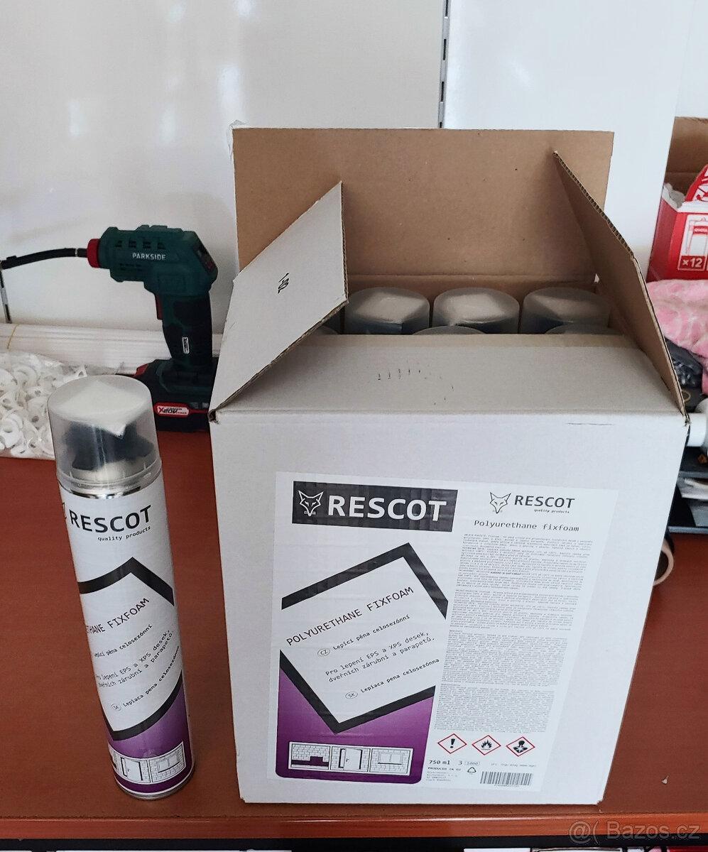 Lepicí pěna nejen na polystyren - celoroční EXP 11/2026