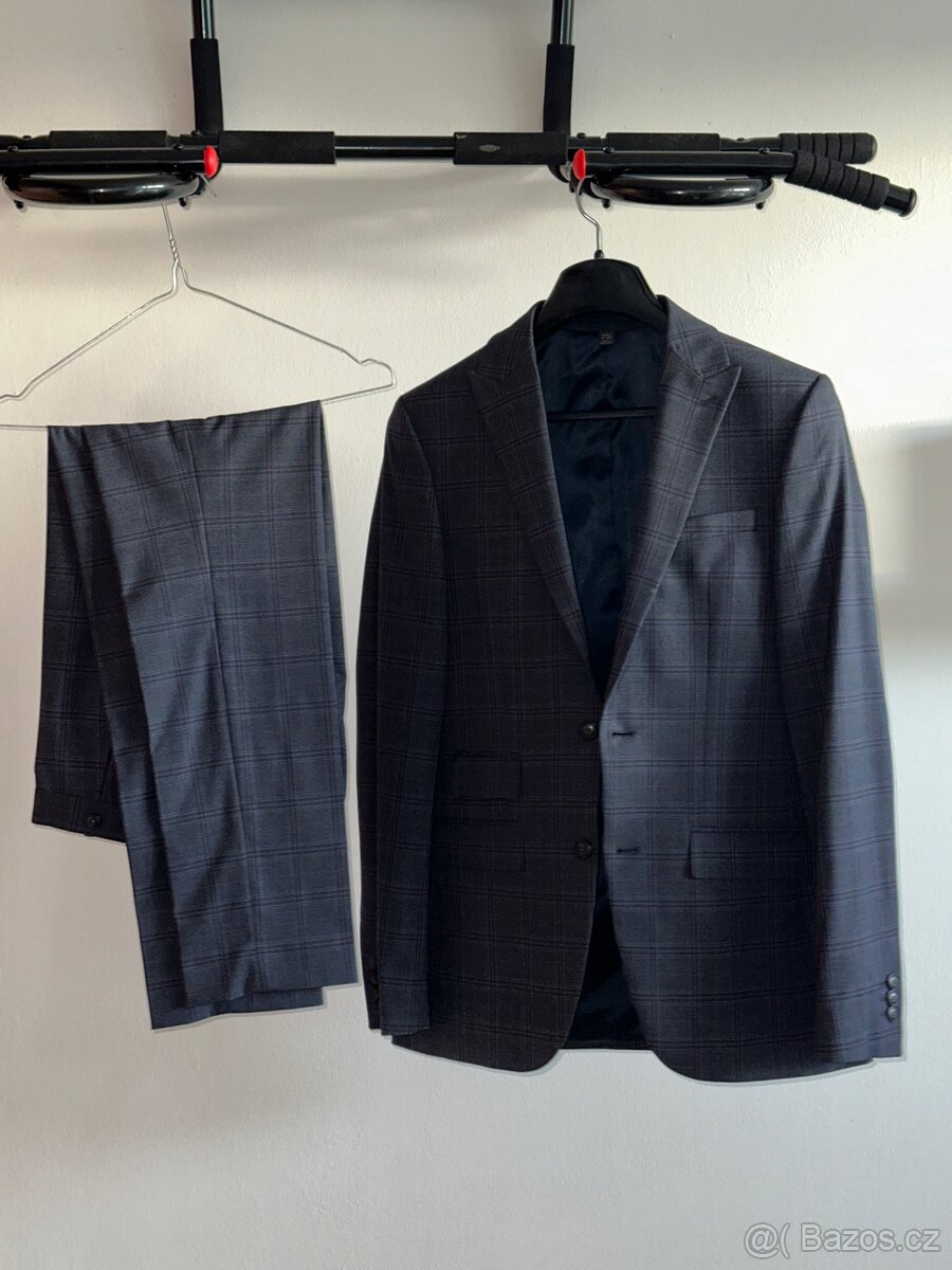 pánský Oblek Marks & Spencer tmavě modrý hezký stav