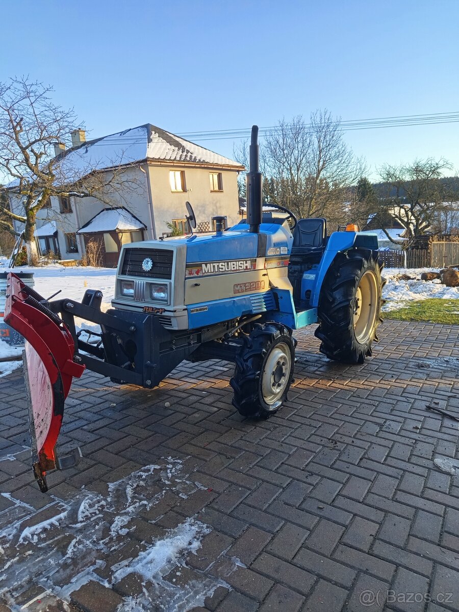 Malotraktor Mitsubishi