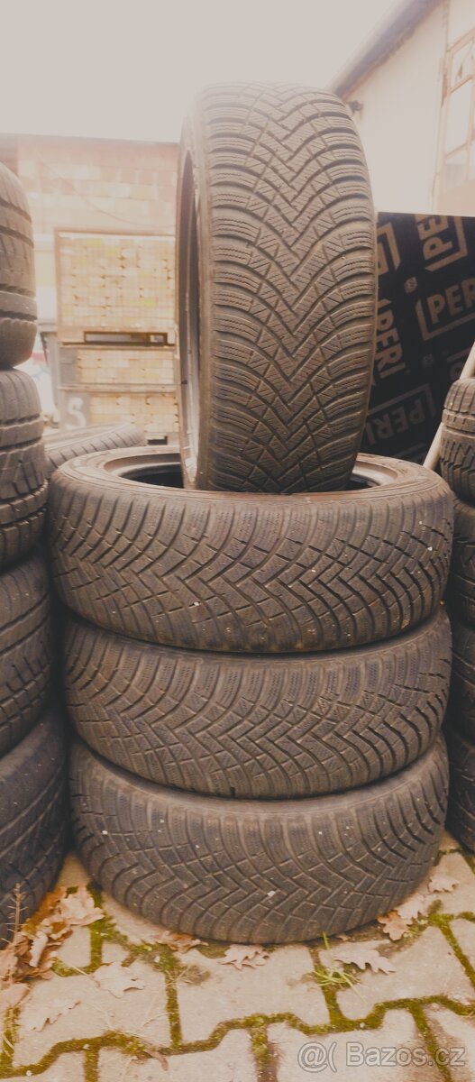 Zimní pneu Hankook 215/55/17