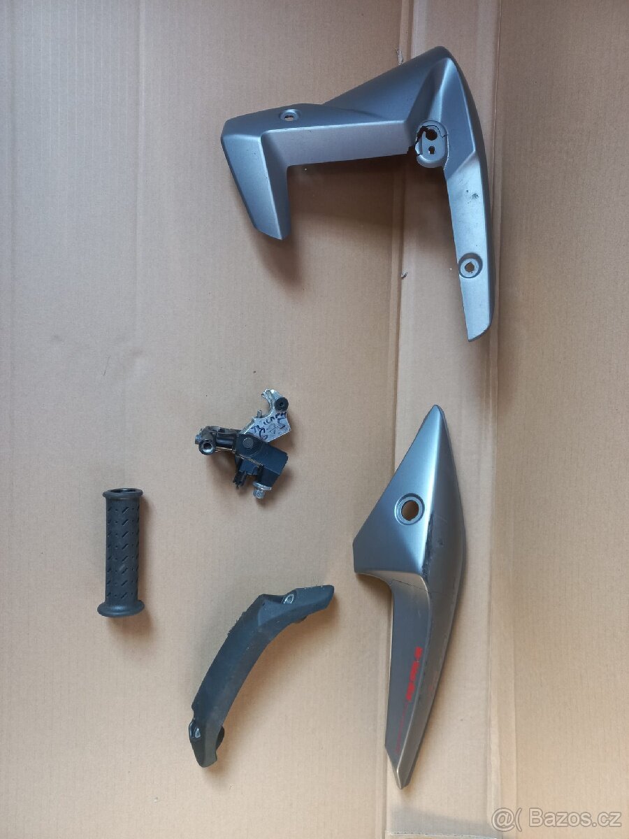 Triumph Street Triple 675 - 2013 - Díly