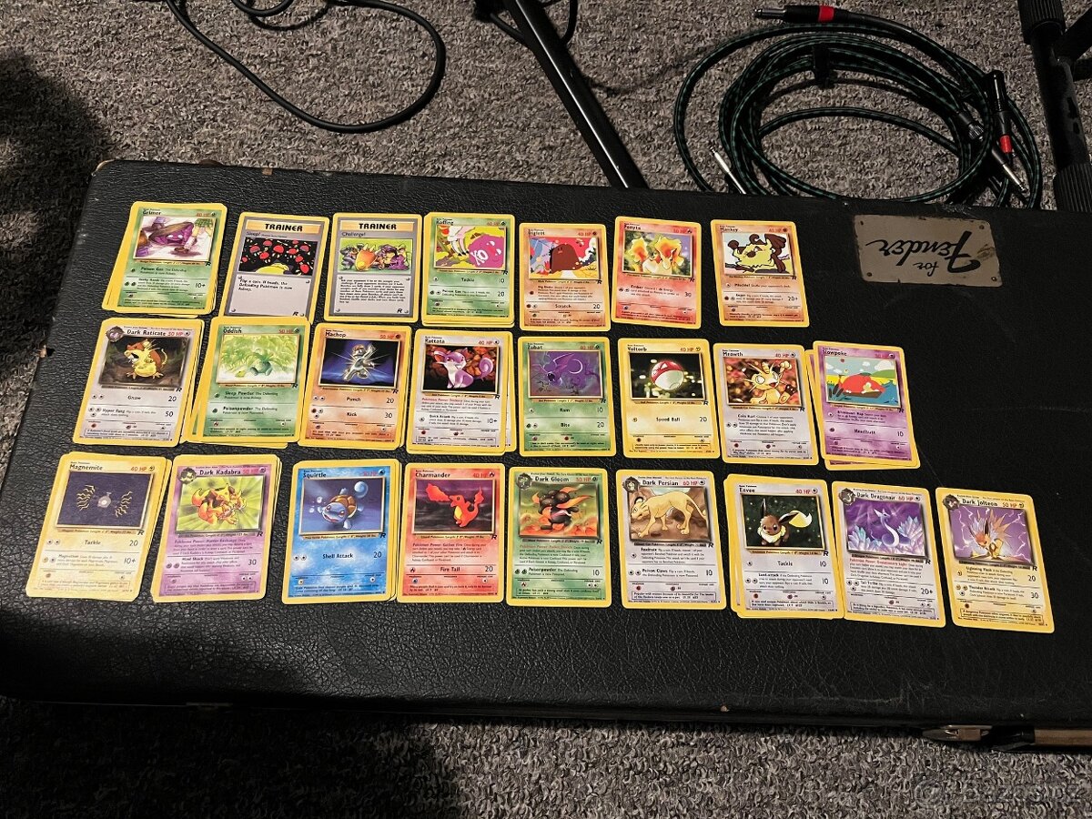 POKEMON ROCKET KARTIČKY 1999