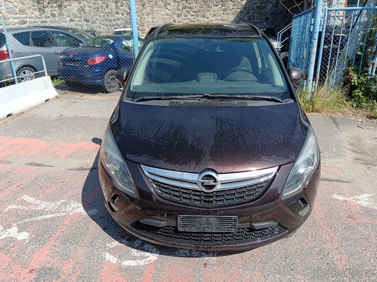 opel zafira