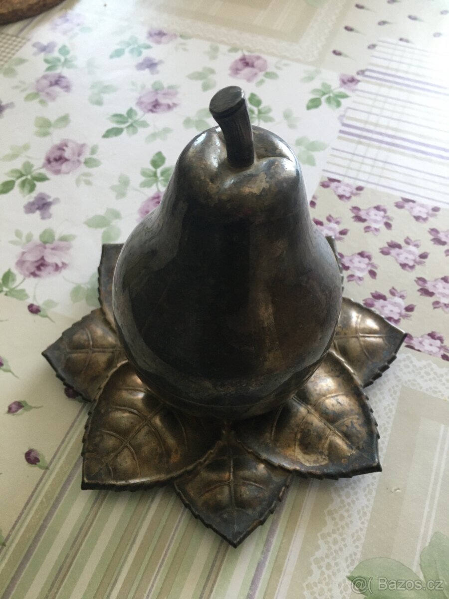Retro hruška s poharky