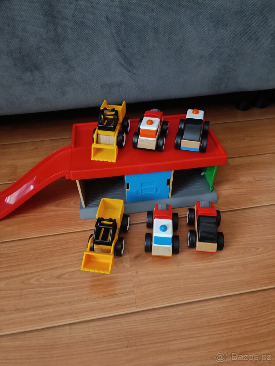 Garáž Ikea+ autíčka