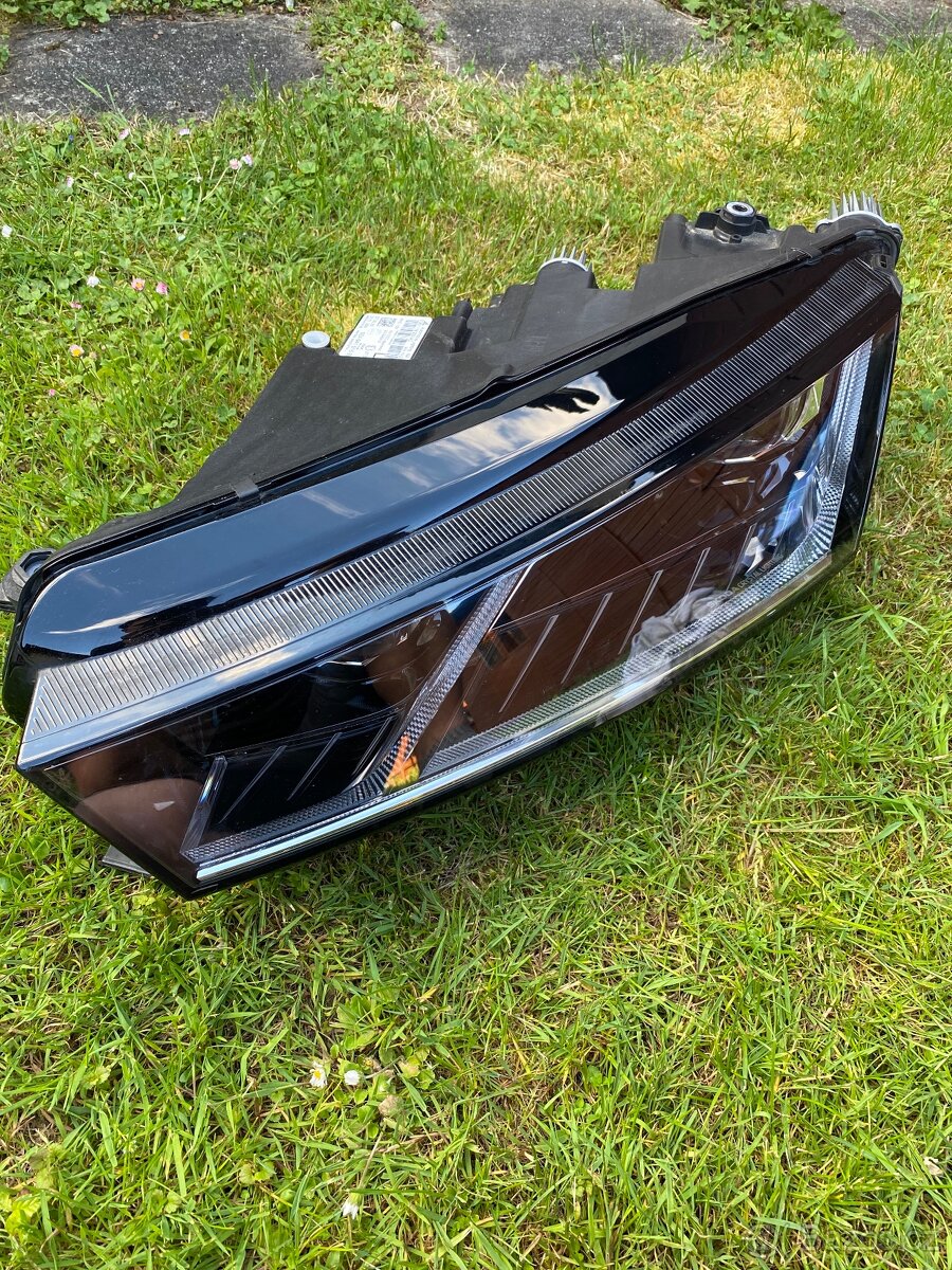 Světlomety Octavia 4 Matrix - použité