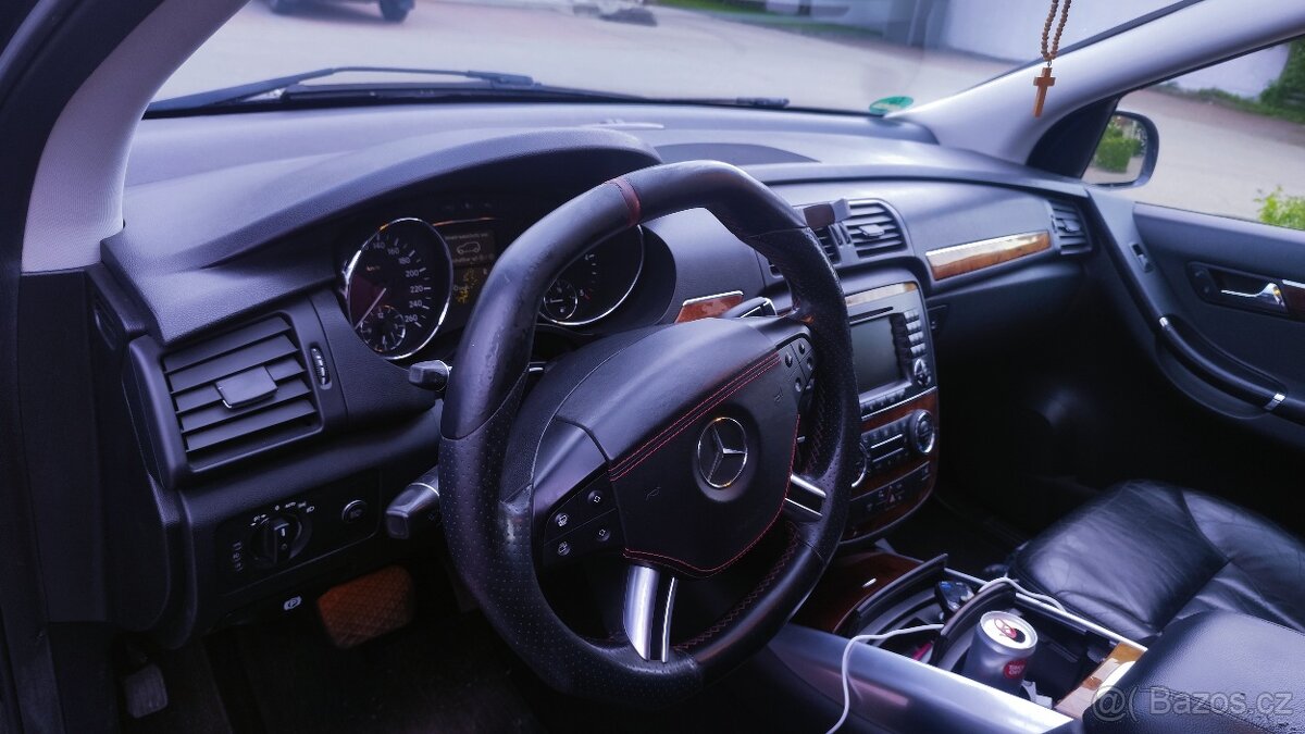 Mercedes R320 CDI 6 Místní
