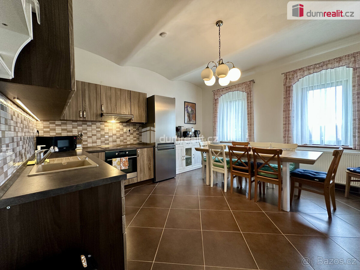 rodinný dům, 6+1, Abertamy