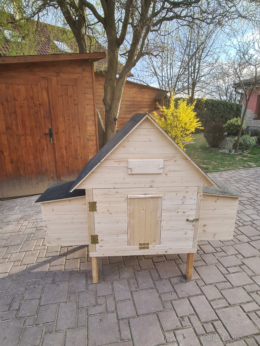 Kurník - zateplený, přírodní smrk/OSB desky - 3 velikosti