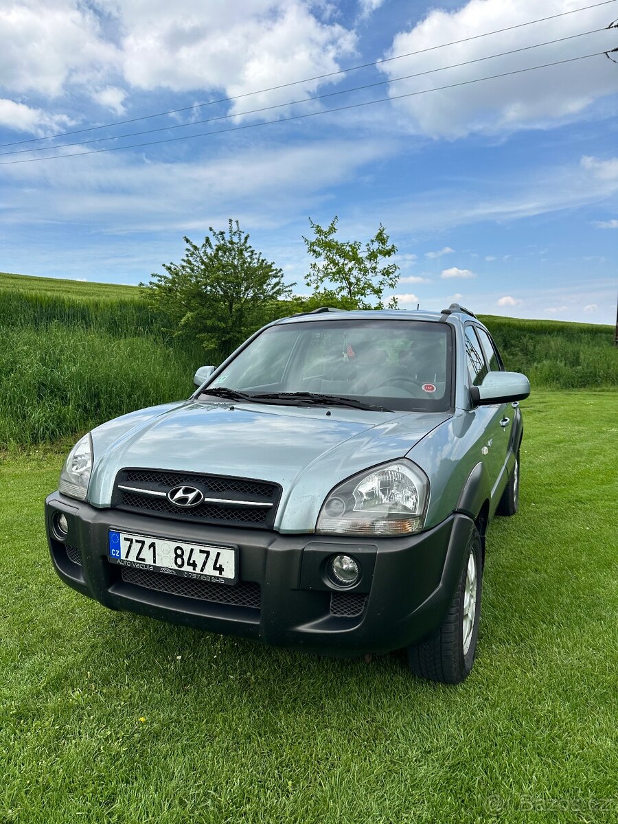 HYUNDAI TUSCON