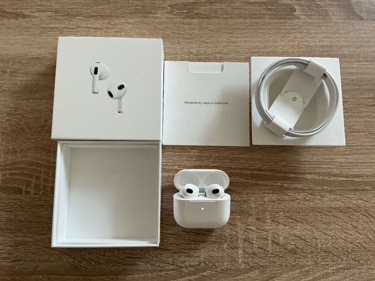 Apple AirPods 3. gen – záruka do 03/2026 (Alza)
