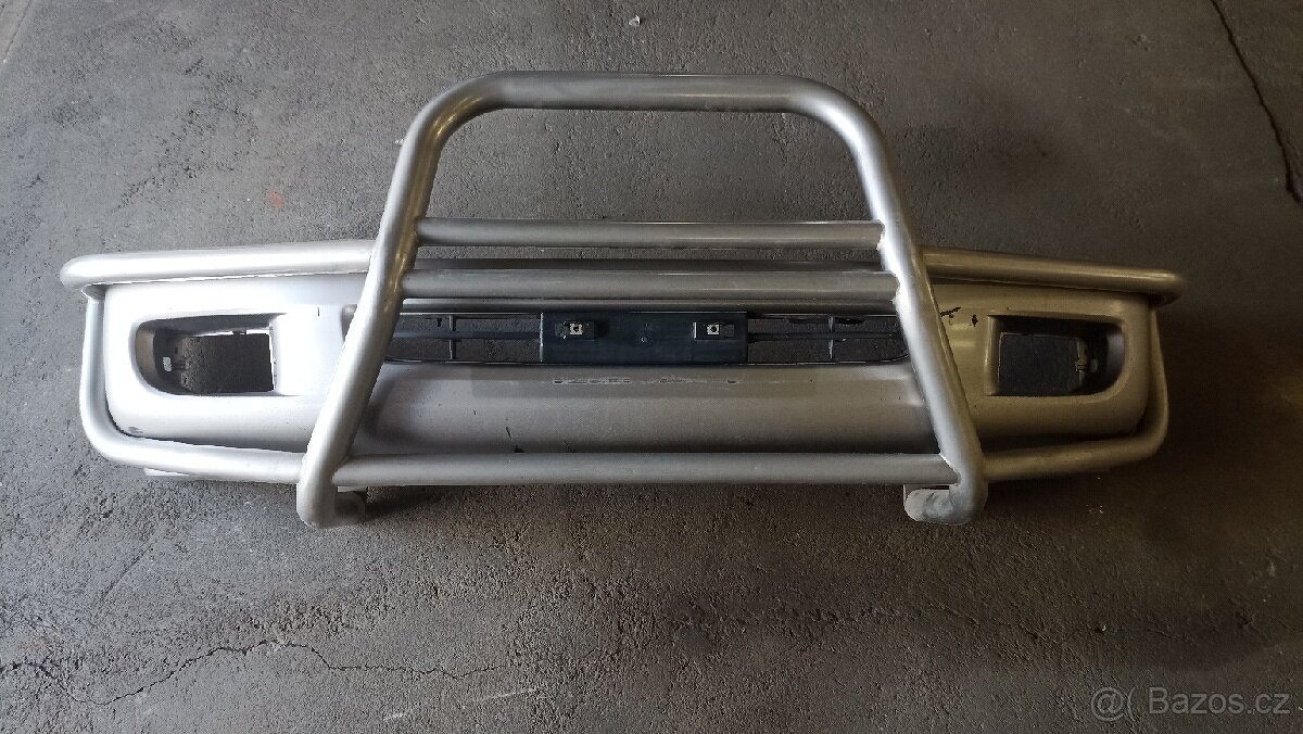 Prodám díly Toyota land cruiser 100