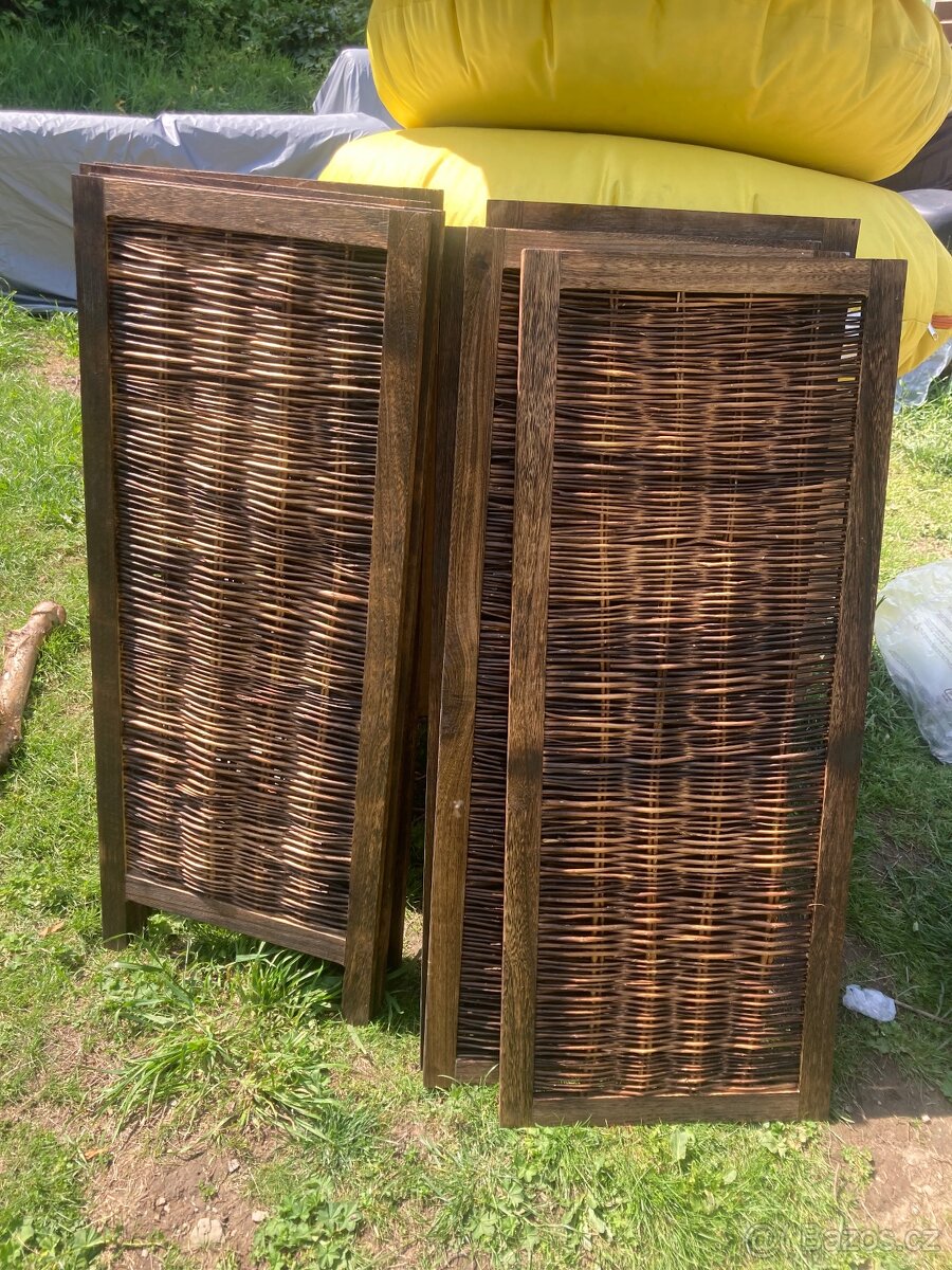 Paravan, dělici stěna
