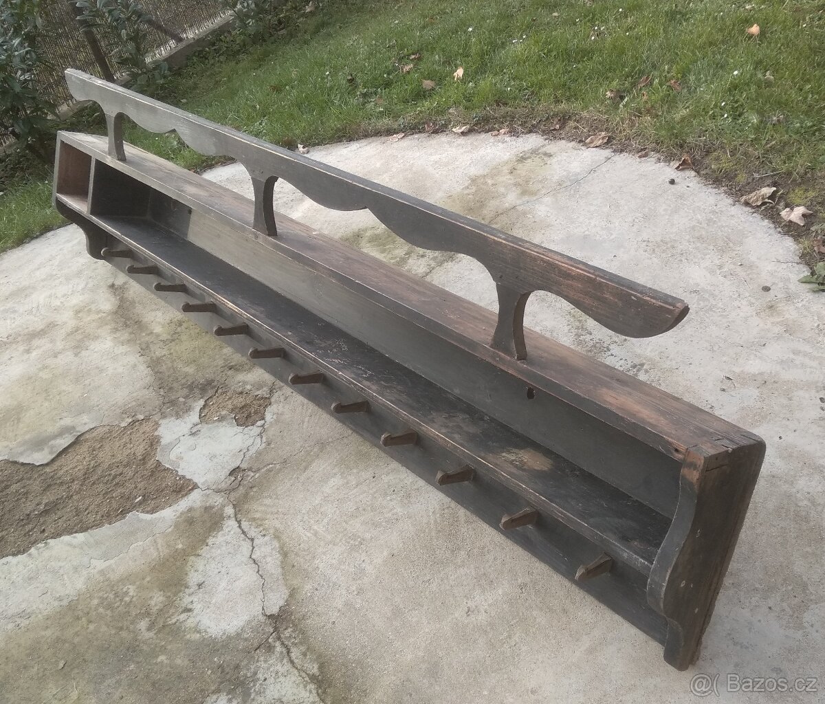 Stará selská police