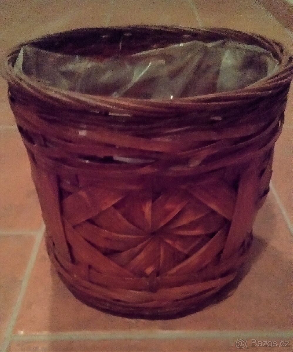 Obal na květináč