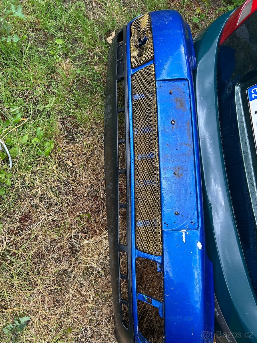 Audi a4 nárazník