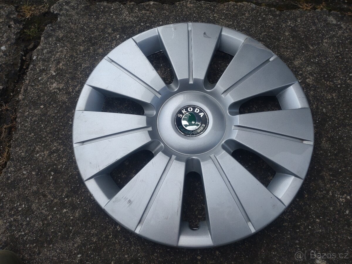14" Poklice Škoda Fabia 1