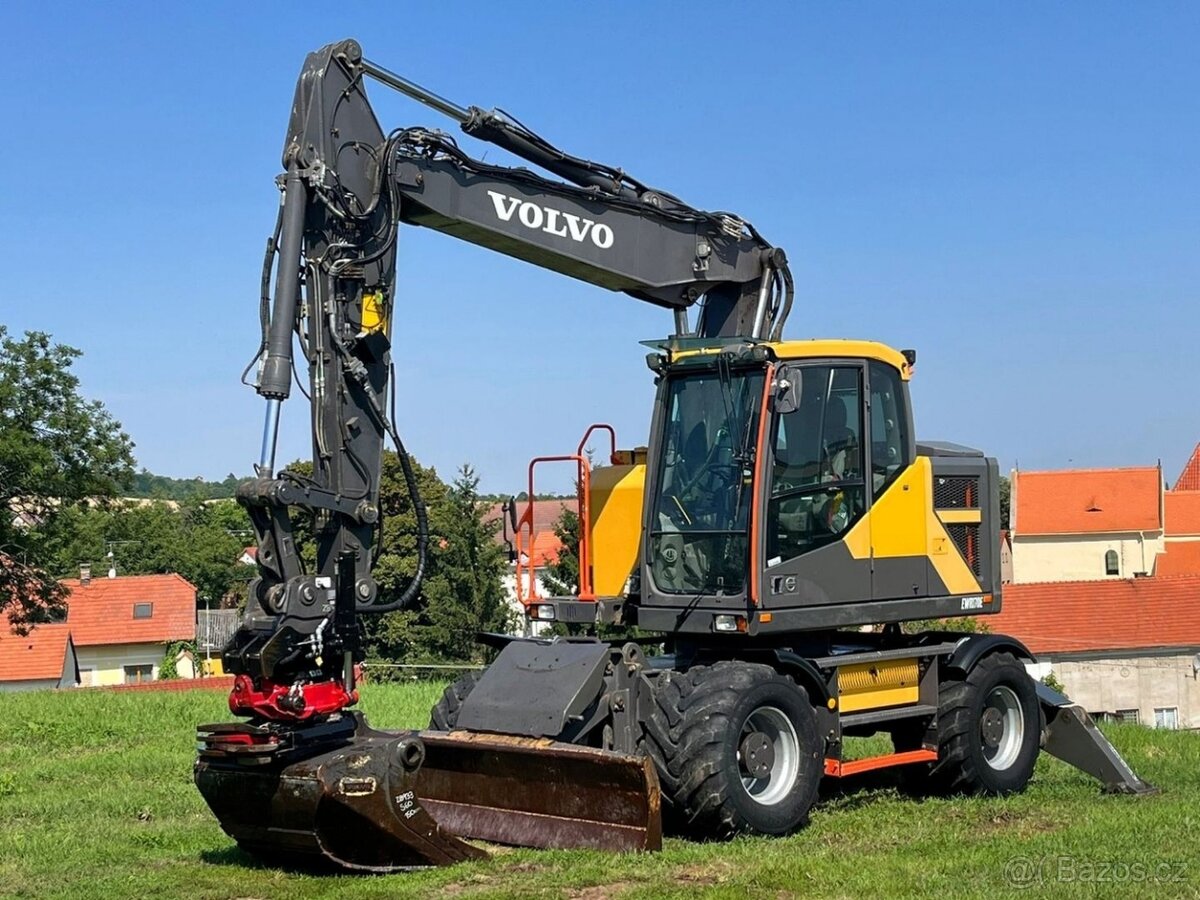 Kolové rypadlo Volvo EWR170E