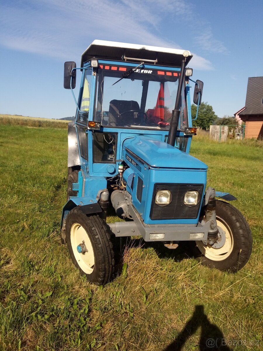 Zetor 5611 s motorem 6711