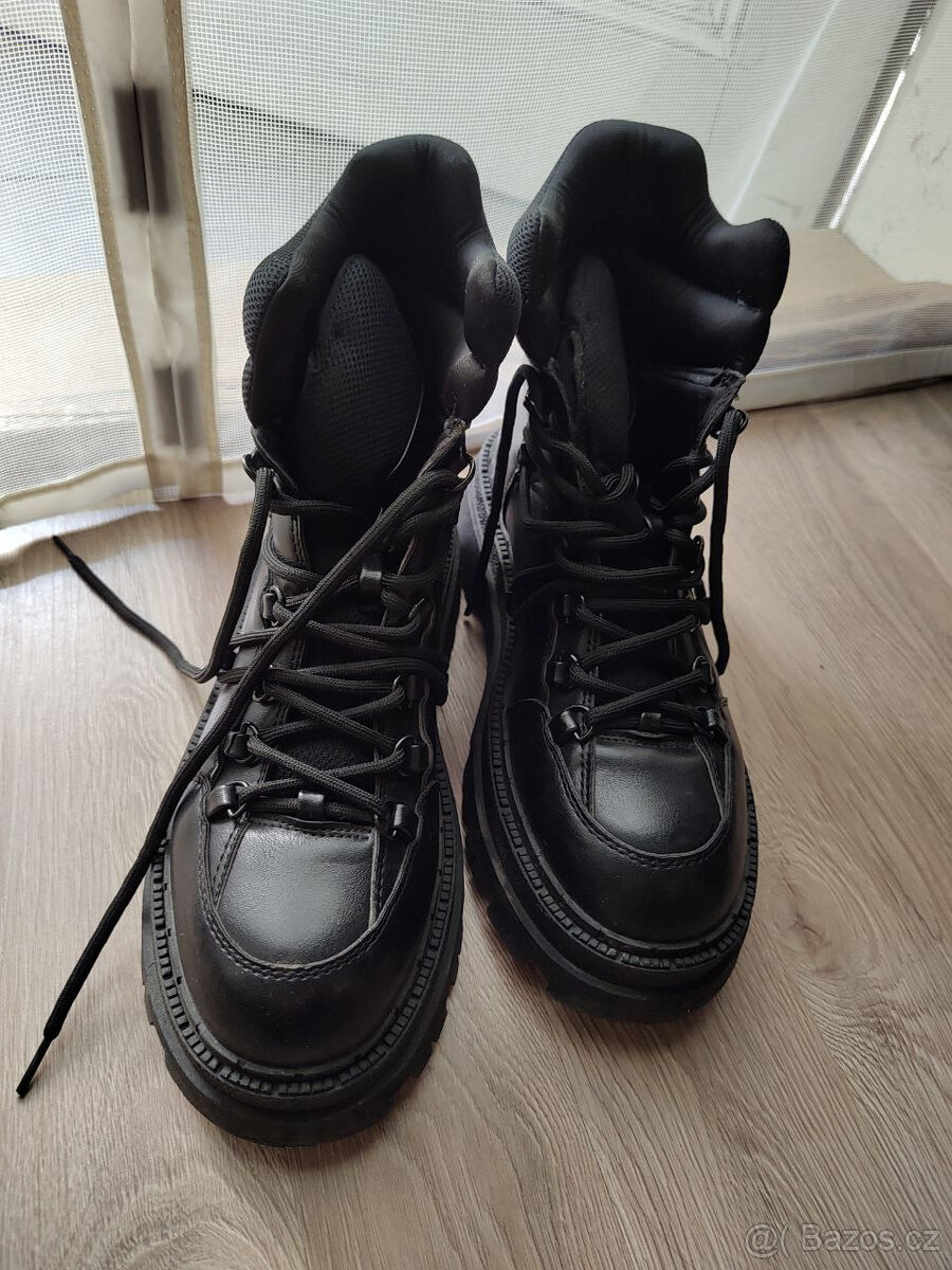 Dámské zimní/podzimní boty Vel. 38