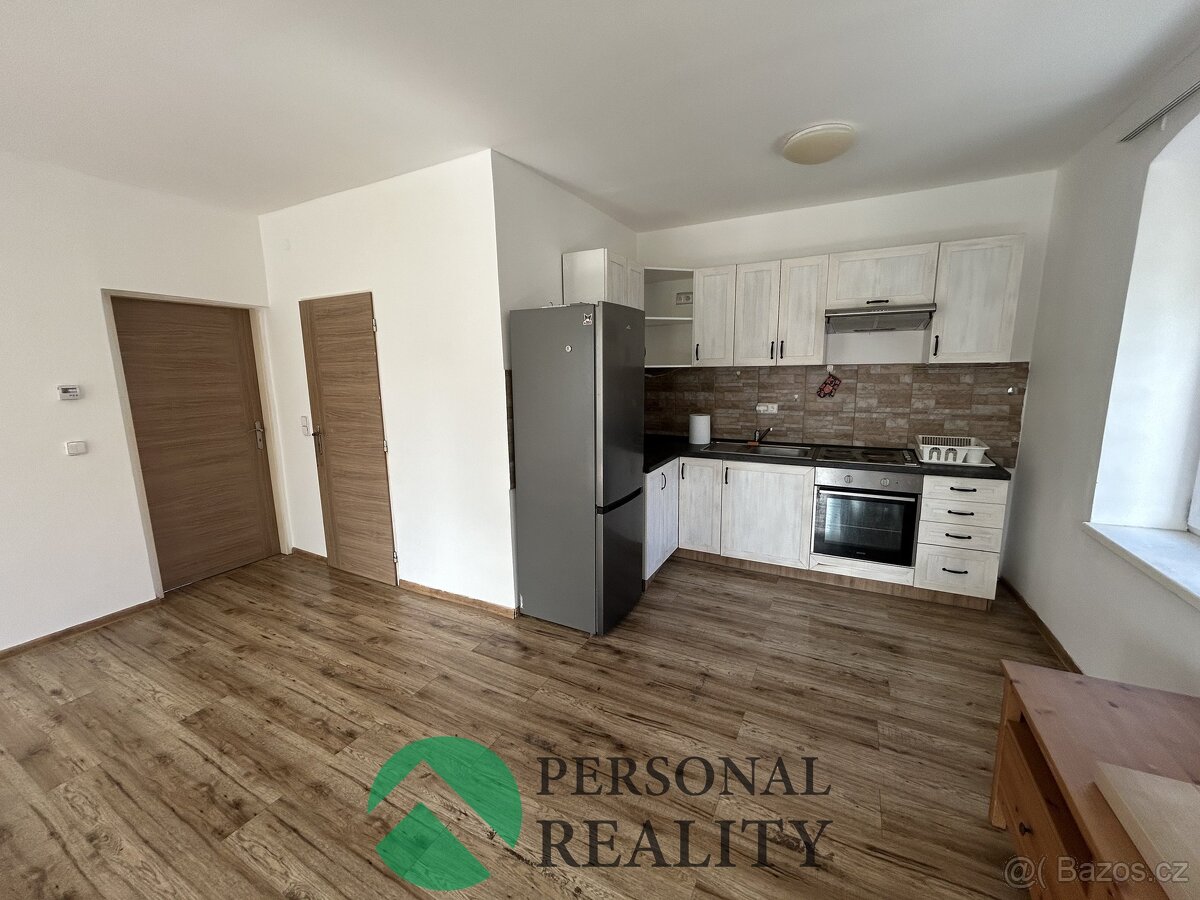 Pronájem bytu 3+kk 65 m², Hrušov, ev.č. 02568