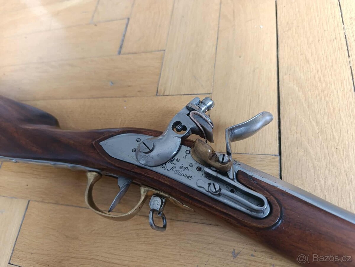 An IX Dragoon křesadlová mušketa