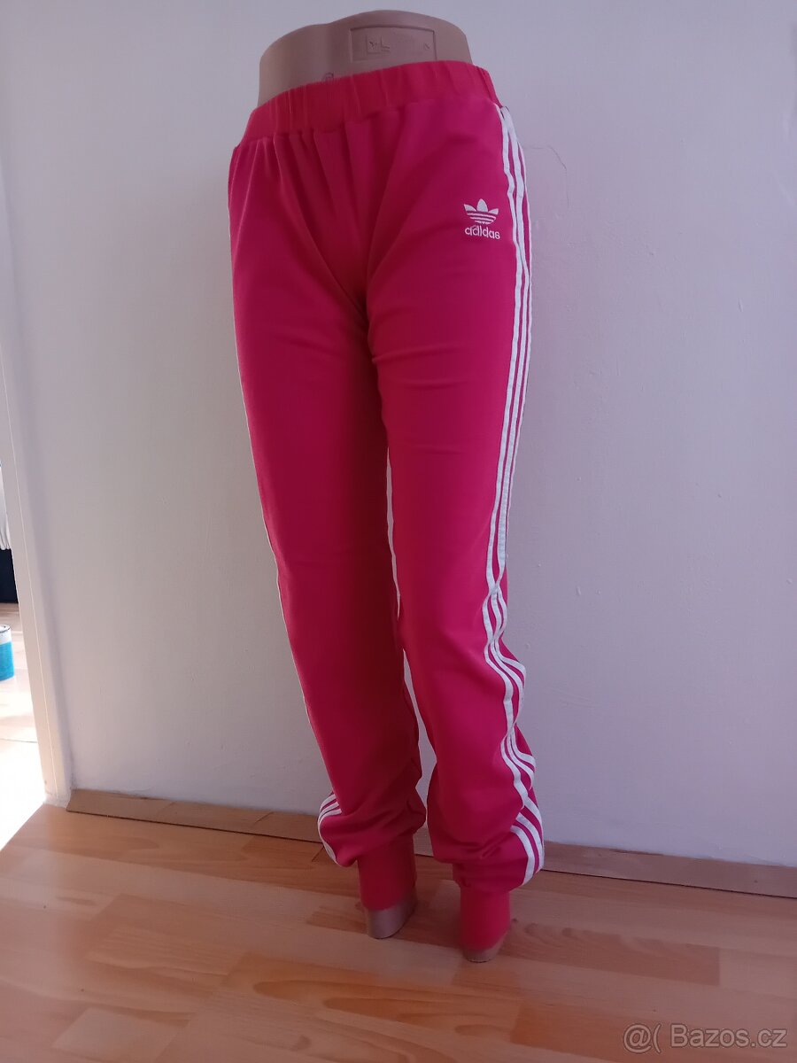 Tepláky Adidas
