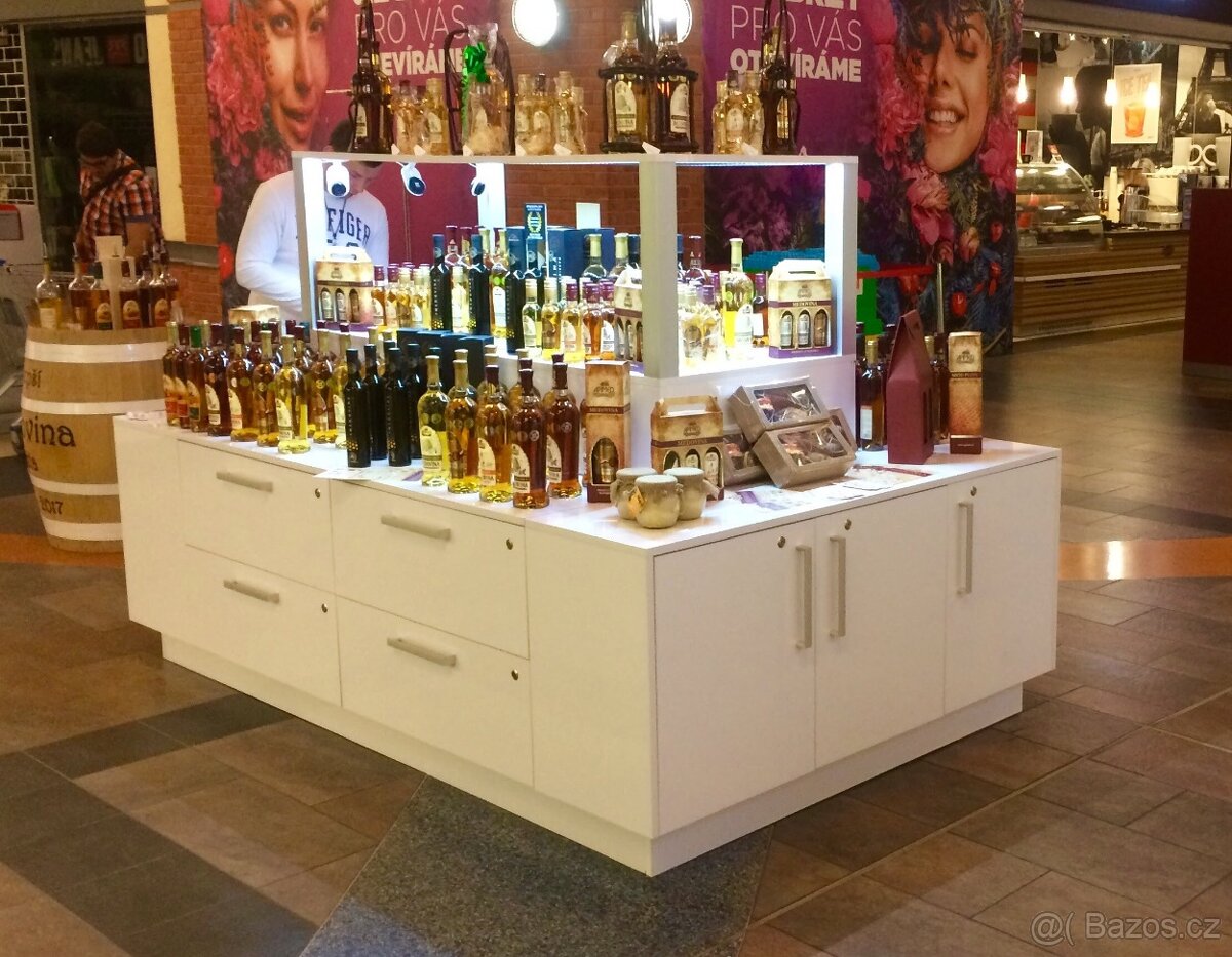 Prodejní stánek do obchodního centra