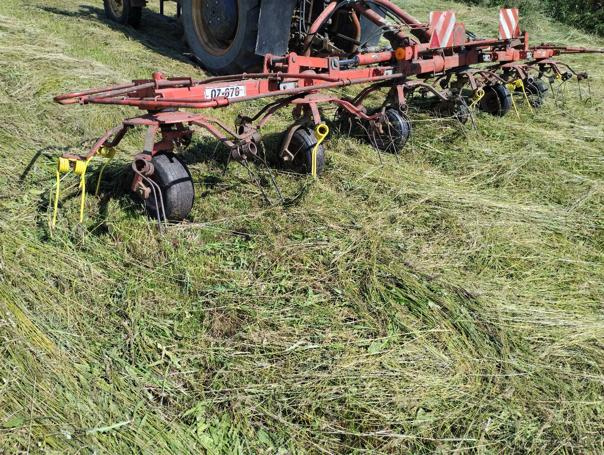 Obraceč píce rozmital OZ-676