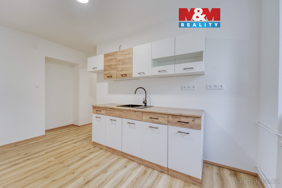Prodej bytu 2+1, 60 m², Klatovy, ul. Rozvoj