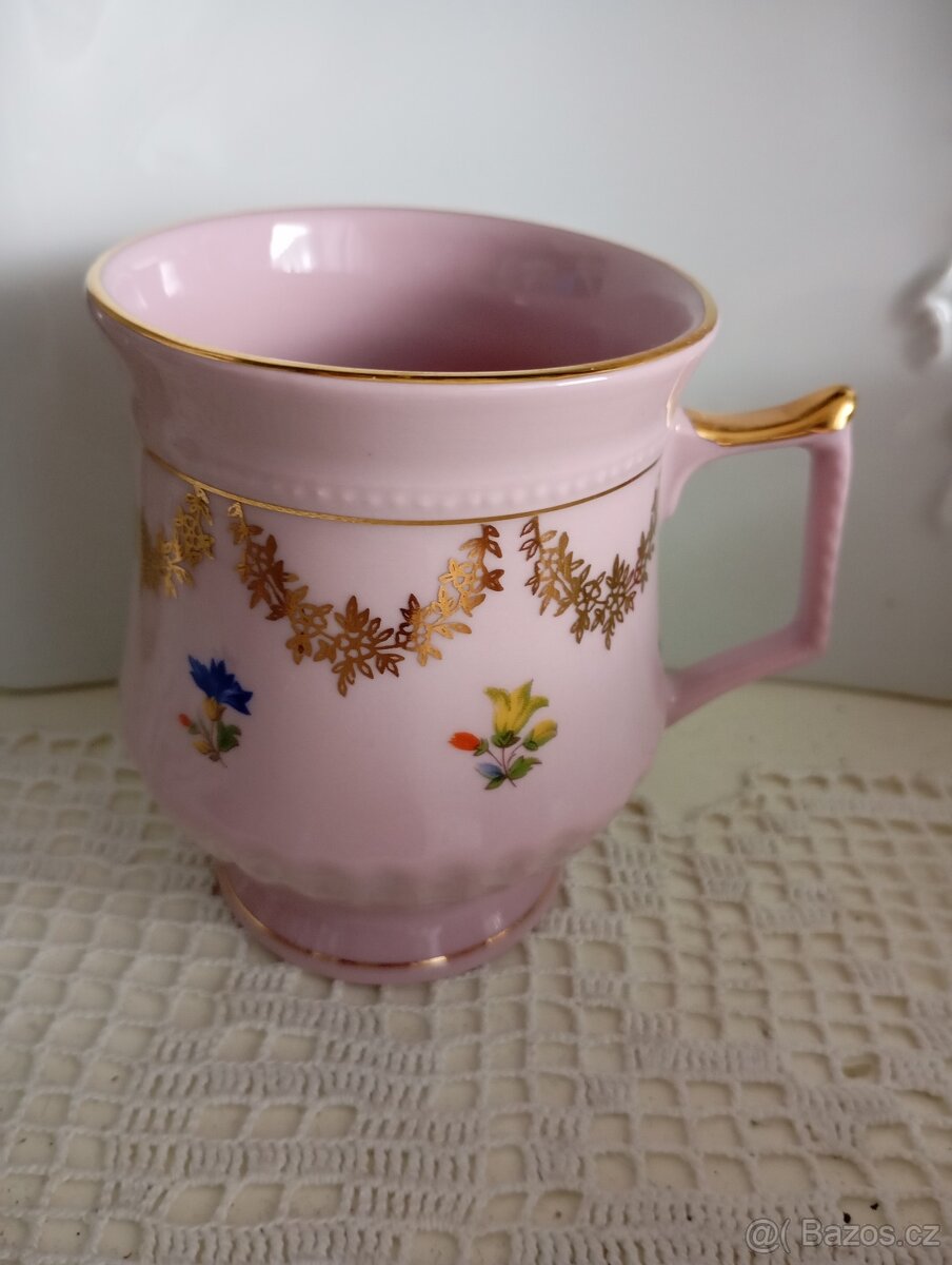 Růžový porcelán hrnek Dalovice,kus
