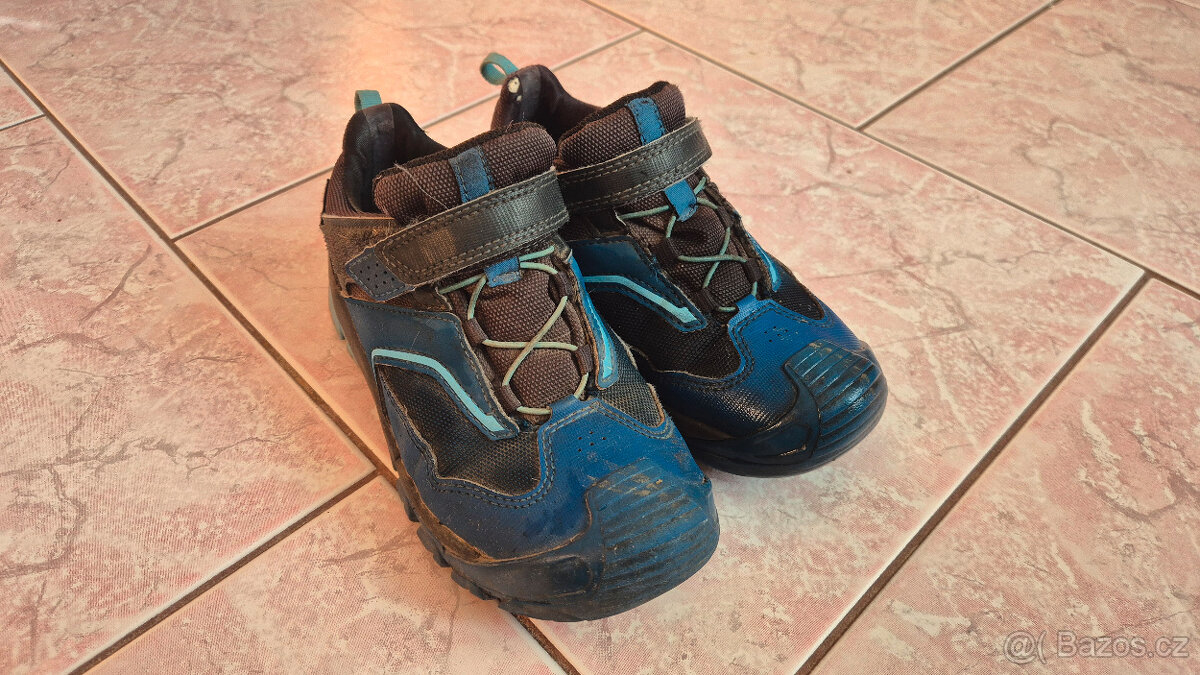 Boty Quechua Crossrock, velikost 33